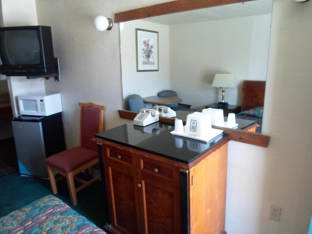 Budget Inn Morgan Hill Quarto foto