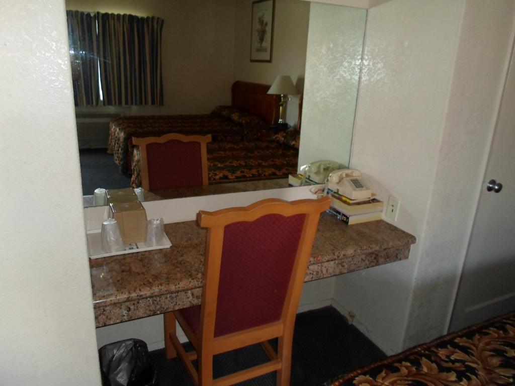 Budget Inn Morgan Hill Quarto foto