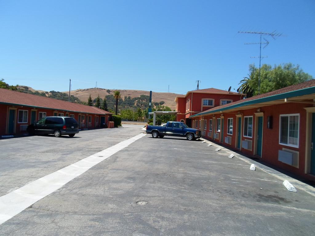 Budget Inn Morgan Hill Exterior foto